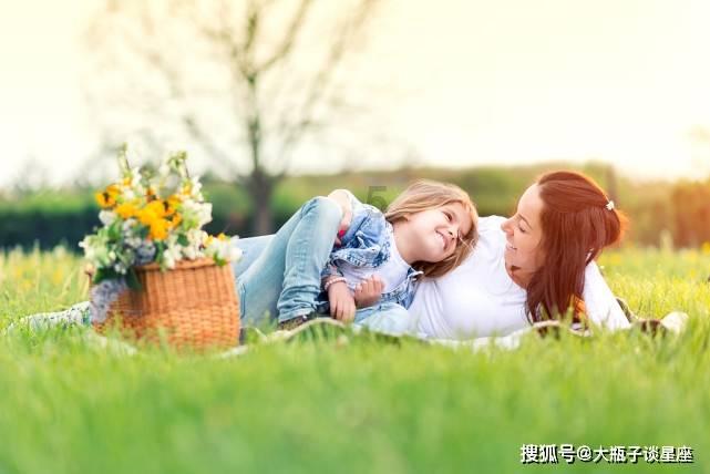科大讯飞星火语音大模型赋能实际应用